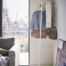 画像をギャラリービューアに読み込む, 【タワー】立て掛けコーナーコートハンガー タワー