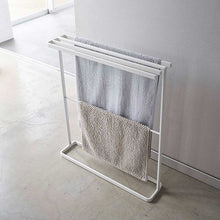 画像をギャラリービューアに読み込む, 【タワー】横から掛けられるバスタオルハンガー
