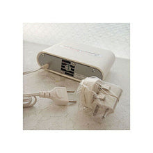 画像をギャラリービューアに読み込む, スワロー電機 受注生産のため納期約2週間電圧安定機能搭載変圧器110-240V対応 300W WORLD-300 管理No. 4935253230736